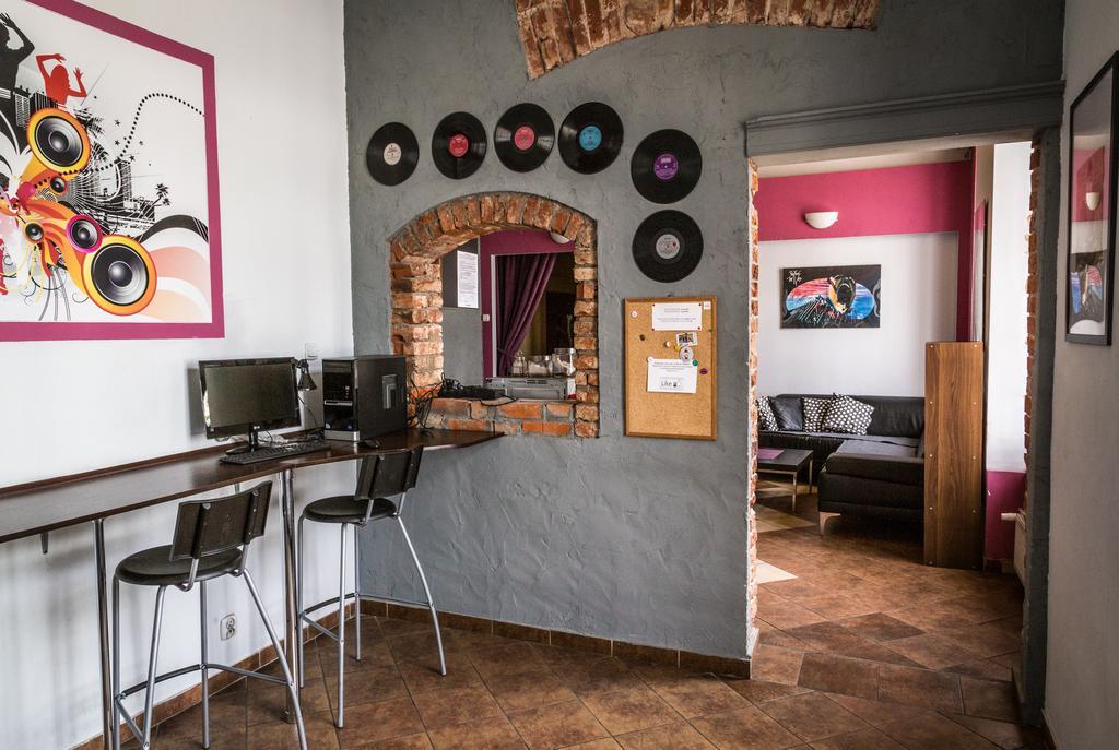 Music Hostel Piotrkowska Lodz  Exterior photo